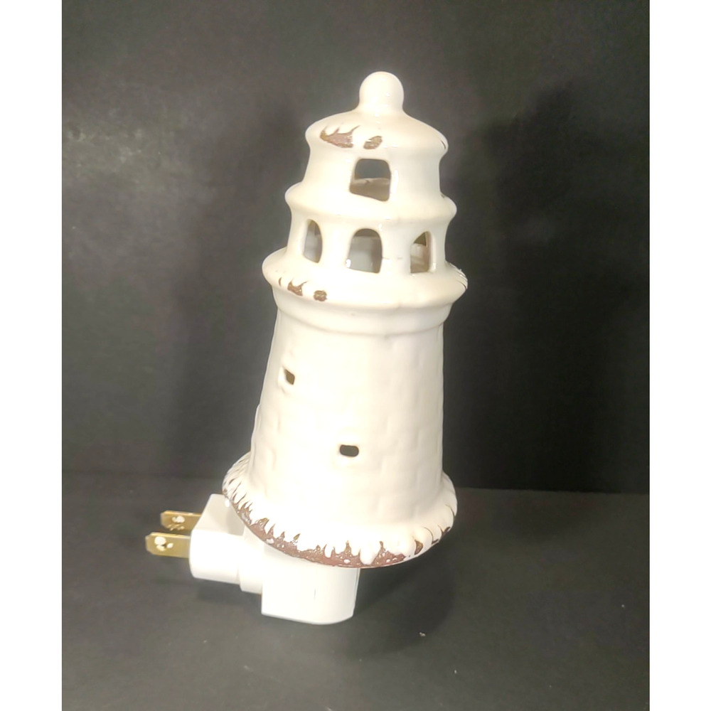 Lighthouse Night Light White Ceramic Off and On Switch Beach Ocean Nautical - Picture 2 of 9